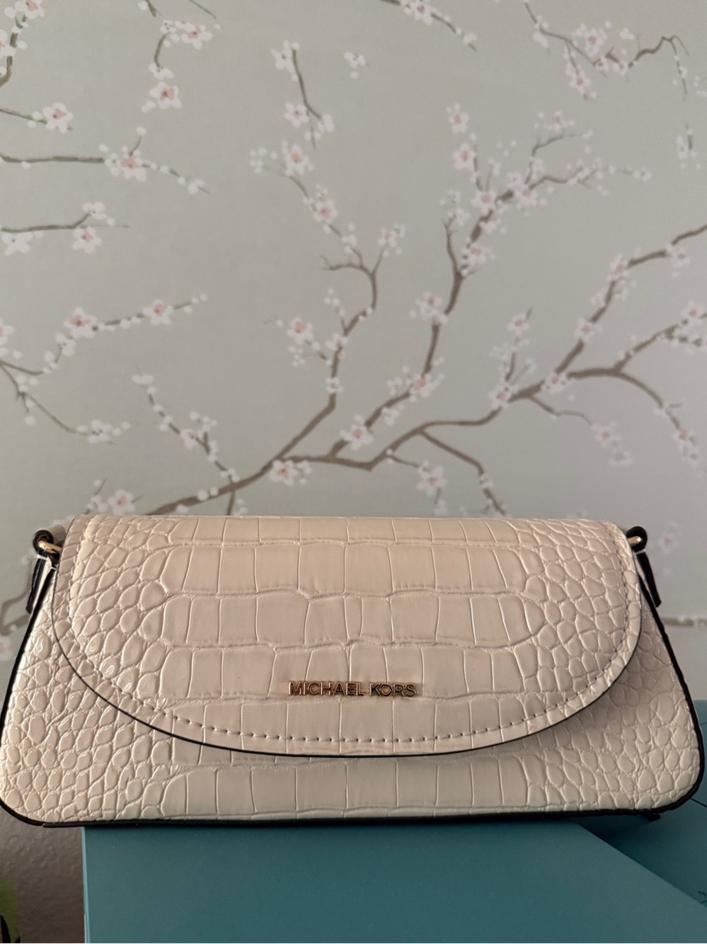 NWT Michael Kors light Cream Katya medium flap Croc-Embossed Crossbody gold